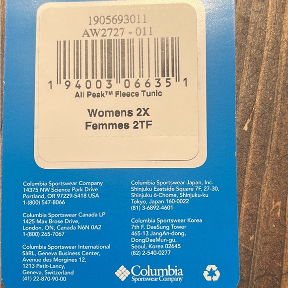 Columbia black fleece sweater BNWT - Picture 2 of 3